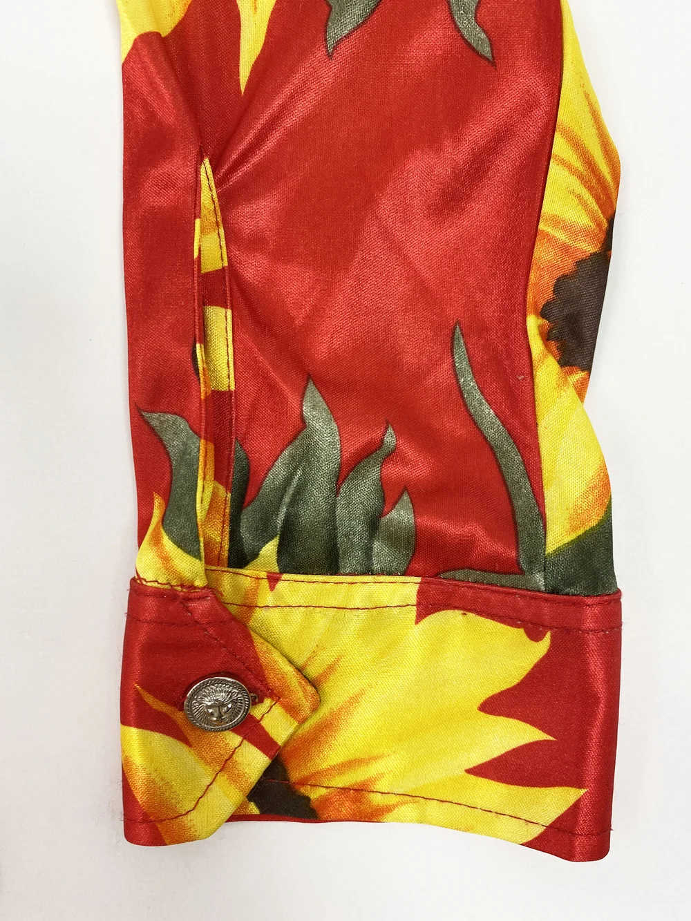 Gianni Versace Versus sunflower print shirt — JAMES VELORIA